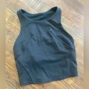 Lululemon Wondertrain Tank Size 0
Black
Beautiful condition
